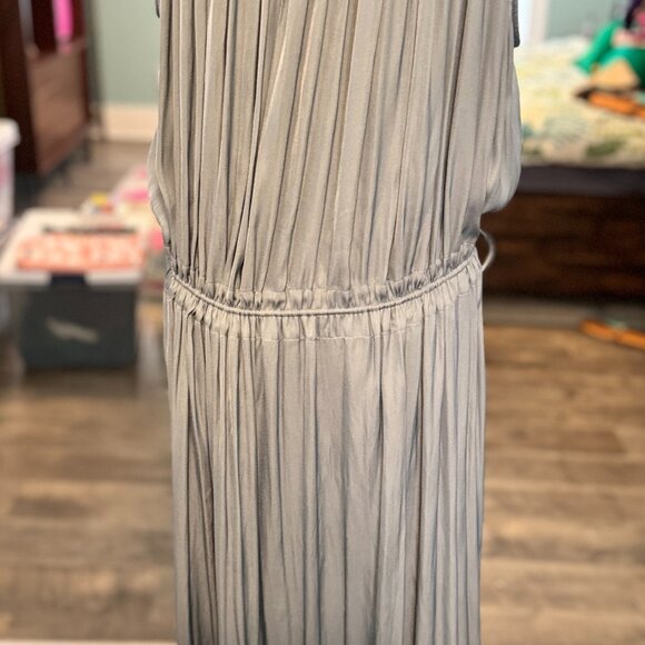 Modern Citizen | Aileen Pleated Tie Shoulder Dress - XL - Picture 3 of 8